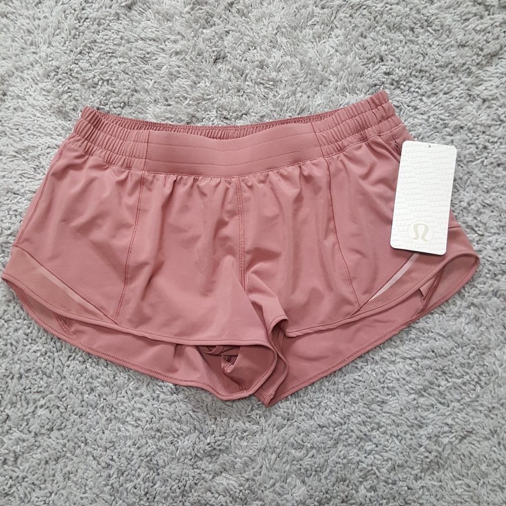 [Lululemon] NWT Mauve Pink Hotty Hot Shorts